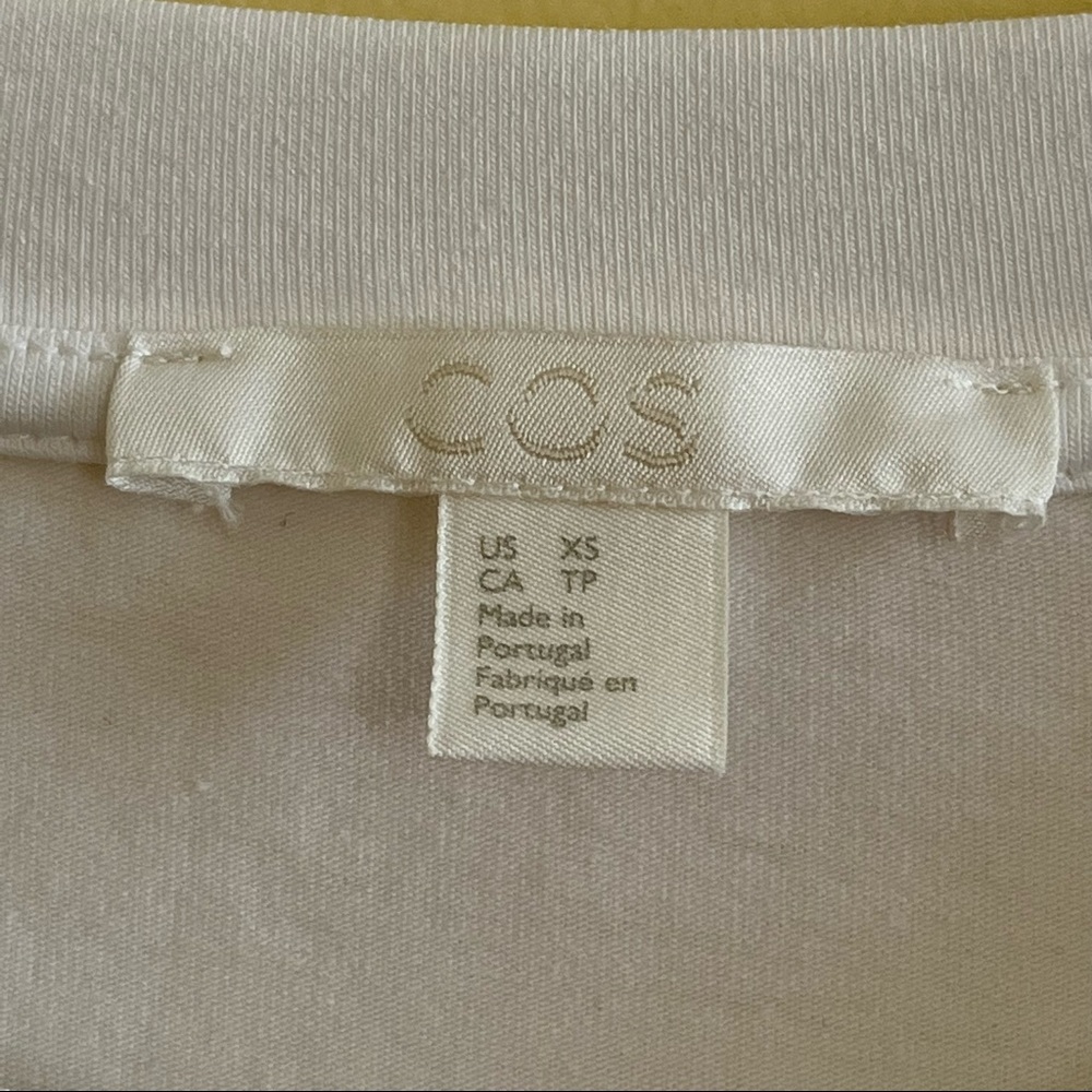 COS Ruffle-Bottom Top - Picture 3 of 4